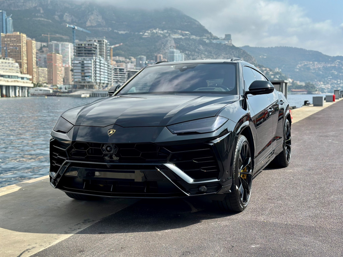 Lamborghini URUS